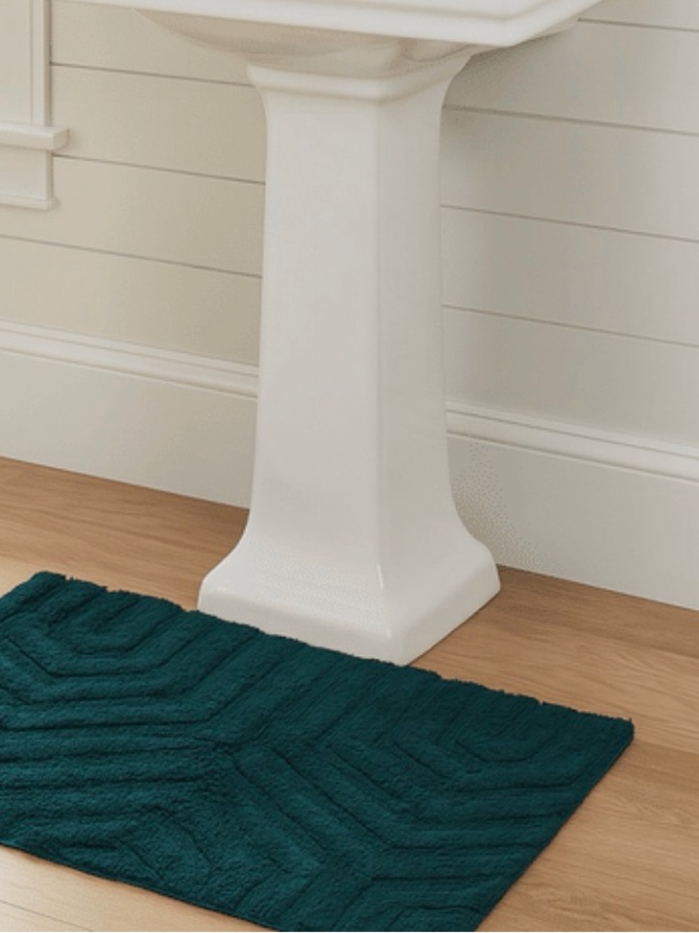 Hythe Bathroom Bath Rug deep FABFITFUN emerald earthy green Plush Accent mat NWT